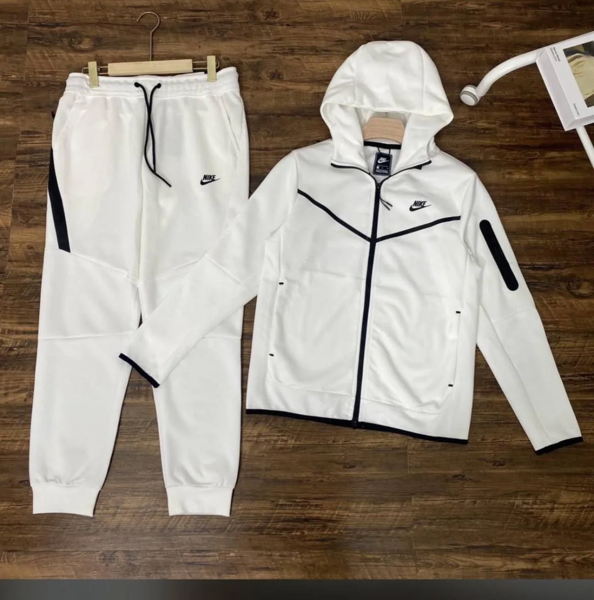 👕 Ensemble Nike Tech Authentique