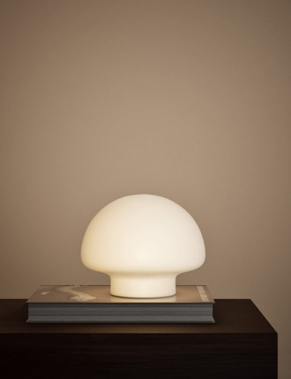 Button Rechargeable Table Lamp