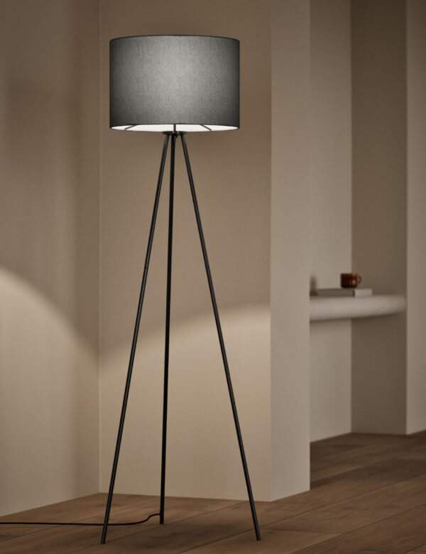 Metal Tripod Floor Lamp