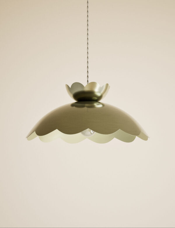 Scallop Edge Easy Fit Ceiling Lamp Shade
