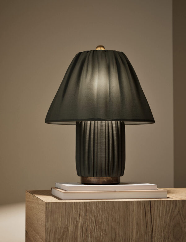 Soft Pleated Fabric Table Lamp
