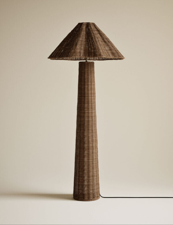 Wicker Scallop Flare Floor Lamp